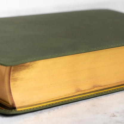 CSB She Reads Truth Bible (Holman Handcrafted Collection, Olive Premium Calfskin) - Leather Bound